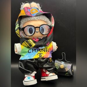 Colorful Labubu outfit with Glasses